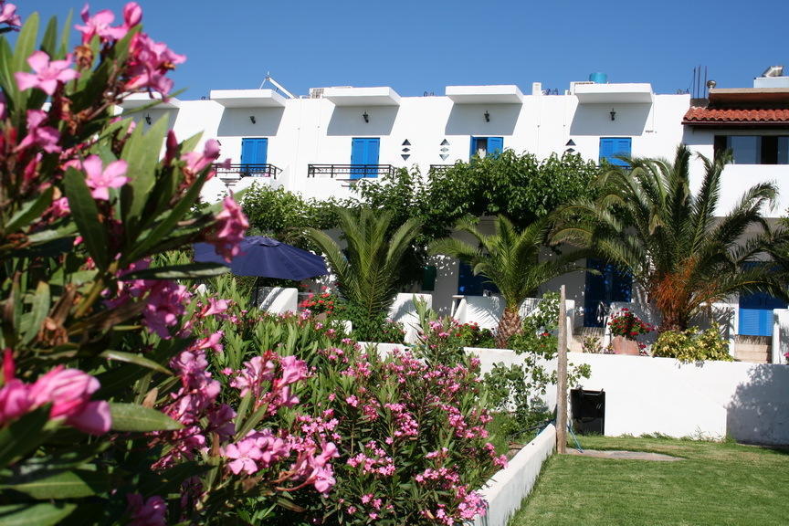 Oasis Apartments 크랭고카스텔론 외부 사진